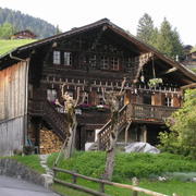 0013 Les Diablerets - dřevěná chalupa.JPG