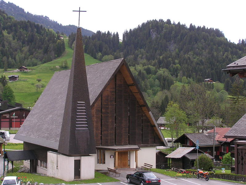 0040 Les Diablerets - katolický kostel.JPG