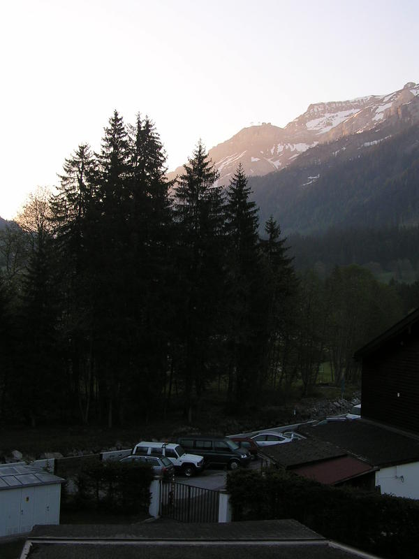 0235 Les Diablerets - výhled z pokoje hotelu Eurotel Viectoria.JPG