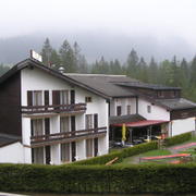 0003 Les Diablerets - výhled z hotelu Eurotel Victoria.JPG