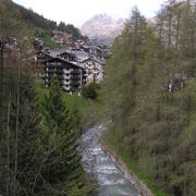 0372 Saas Fee - Walliské Alpy, potok.JPG