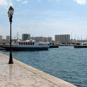 Nábřeží v Toulonu