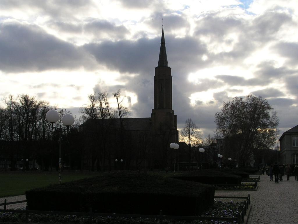 040 Bonn - Kreuzkirche _K___ov_ kostel_.JPG