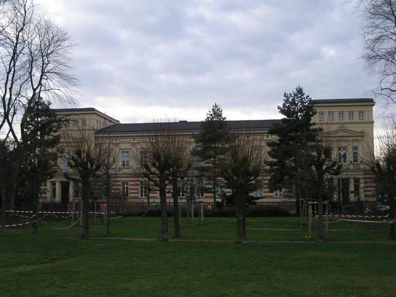 081 Bonn - Institut f_r Zoologie der Universit_t _univerzitn_ Institut zoologie_.JPG