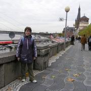 037 D_sseldorf - Jitka na Rheinuferpromenade _na R_nsk_m n_b_e___.JPG