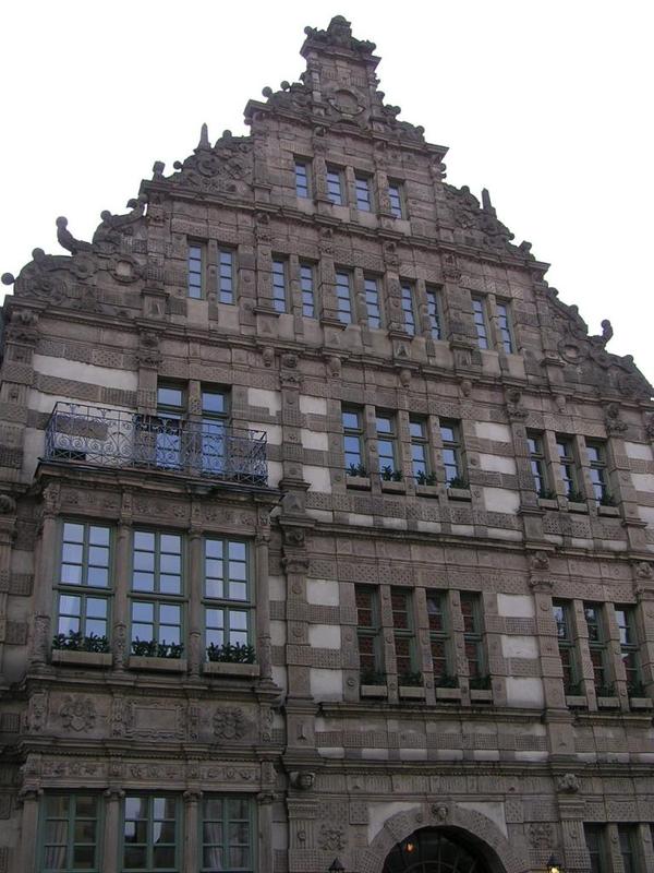 007 Hameln - Rattenf_ngerhaus _Krysa__v d_m_.JPG