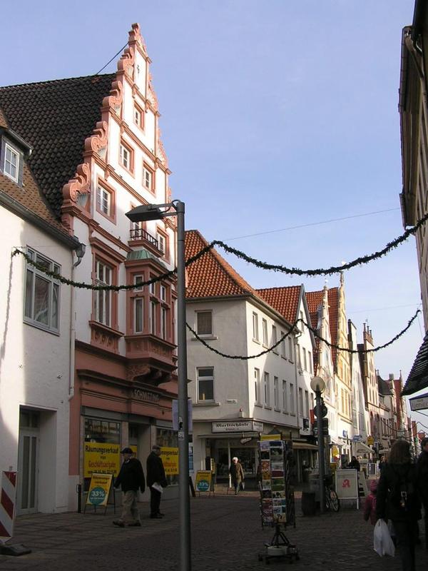 050 Lemgo - Mittelstrasse _St_edn_ ulice_.JPG