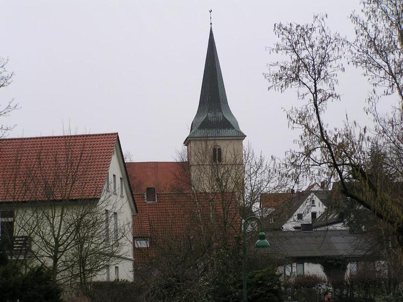 010 Melle - St_ Petri-Kirche _kostel sv_ Petra_.JPG