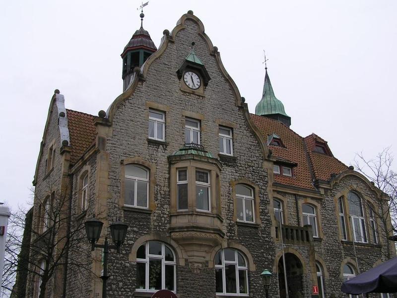 019 Melle - Rathaus _radnice_.JPG