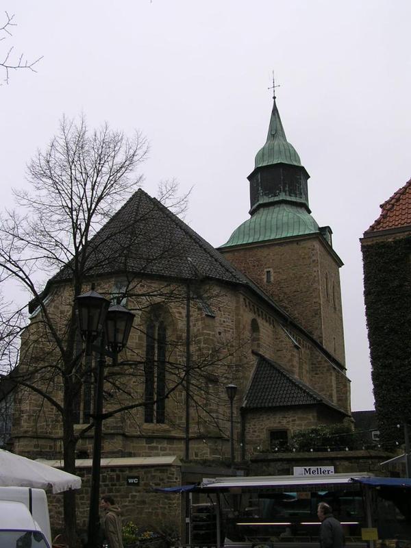 038 Melle - St_ Matth_us-Kirche _kostel sv_ Matou_e_.JPG