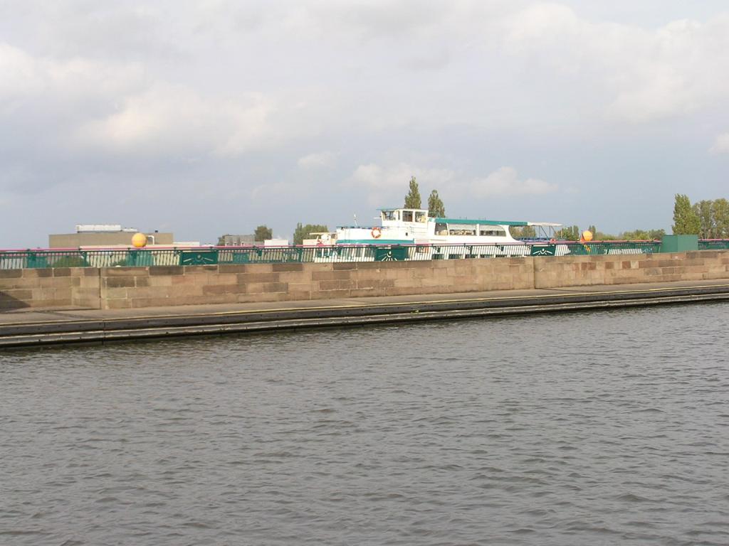 082 Minden - Rhein-Weser-Kanal _R_nskowesersk_ vodn_ kan_l_.JPG