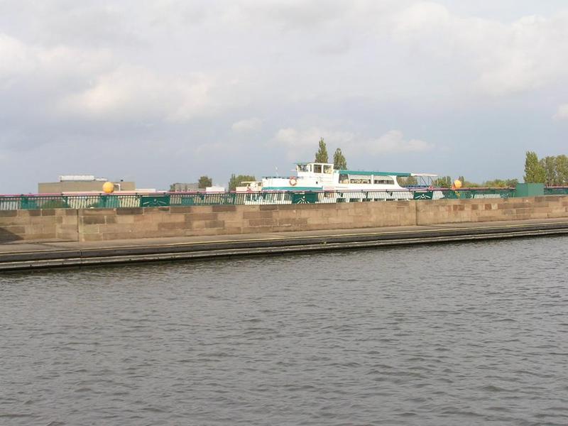 082 Minden - Rhein-Weser-Kanal _R_nskowesersk_ vodn_ kan_l_.JPG