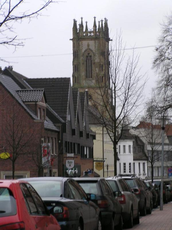 002 Oelde - Kirche St_ Johannes _kostel sv_ Jana_.JPG