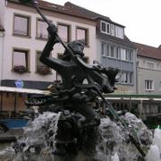 044 Paderborn - Marktplazt _Tr_n_ n_m_st___ ka_na Neptuna.JPG