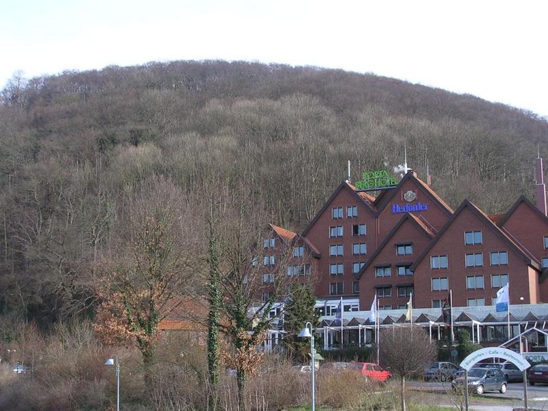 0003 Porta Westfalica - Porta Berghotel.JPG