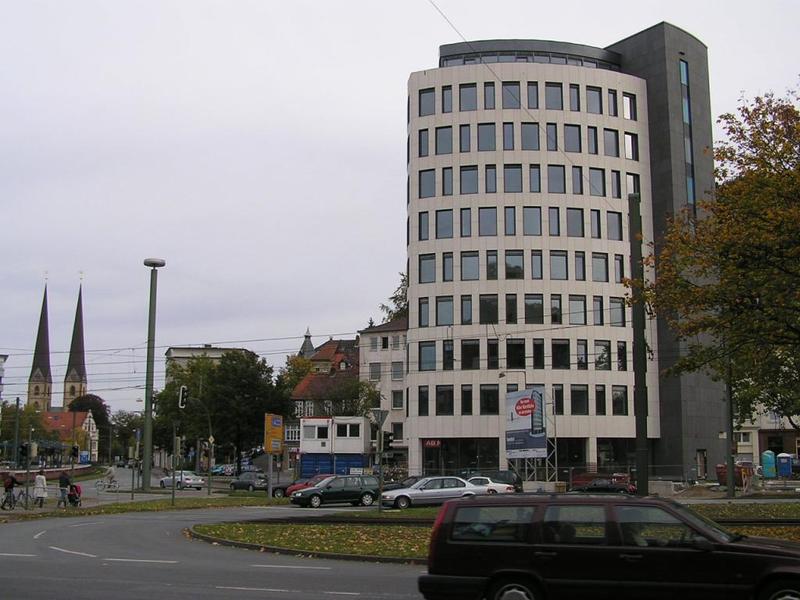 008 Bielefeld - Adenauerplatz _Adenauerovo n_m_st__.JPG