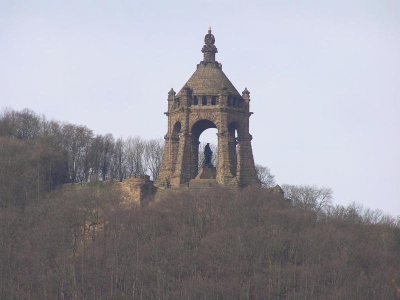 0074 Porta Westfalica - Kaiser-Wilhelm-Denkmal _pomn_k c_sa_e Vil_ma_.JPG