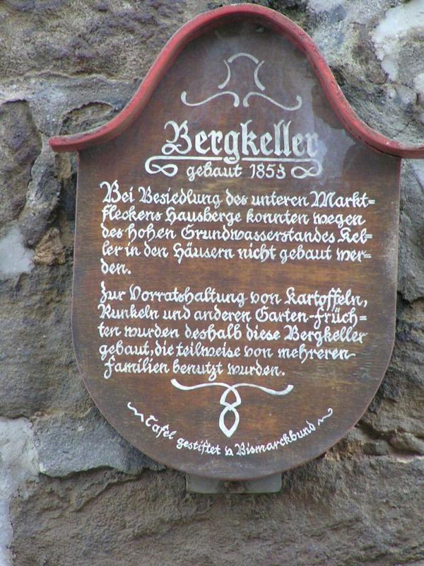 0085 Porta Westfalica - Bergkeller _sklepen___ informa_n_ tabule.JPG