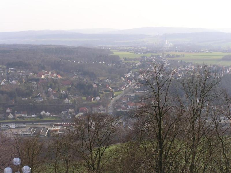 0151 Porta Westfalica - Kaiser-Wilhelm-Denkmal _pomn_k c_sa_e Vil_ma__ v_hled.JPG