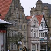 023 Stadthagen - Marktplatz _Tr_n_ n_m_st__.JPG