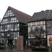 027 Stadthagen - Marktplatz _Tr_n_ n_m_st__.JPG