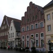 042 Warendorf - Marktplatz _Tr_n_ n_m_st__.JPG